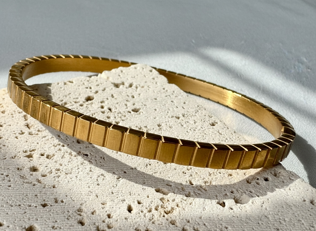 Tideline Bangle