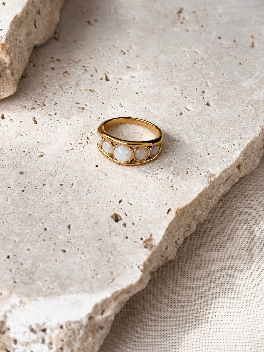 Daydream Ring