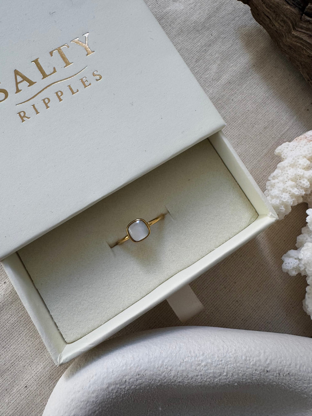 Luna Ring