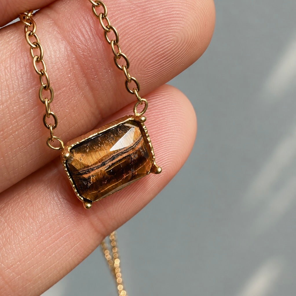 The Tidal Pendants