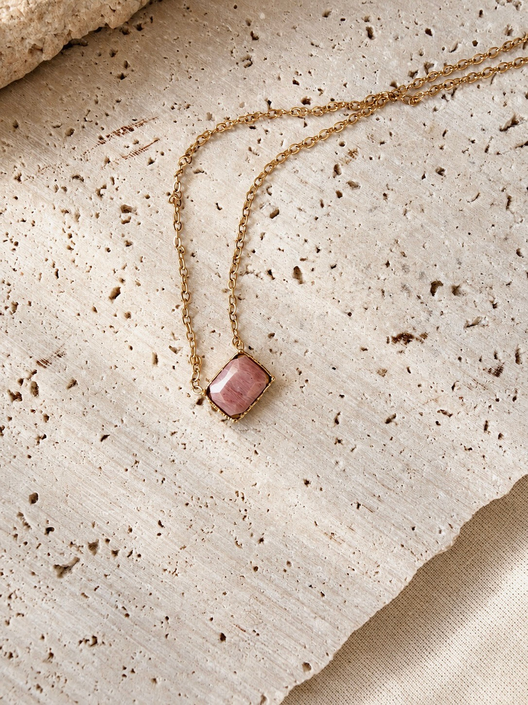 The Tidal Pendants