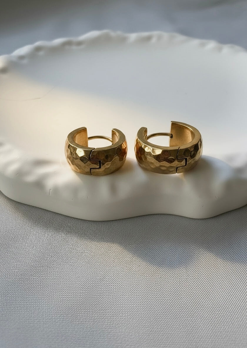 Golden Relic Huggies