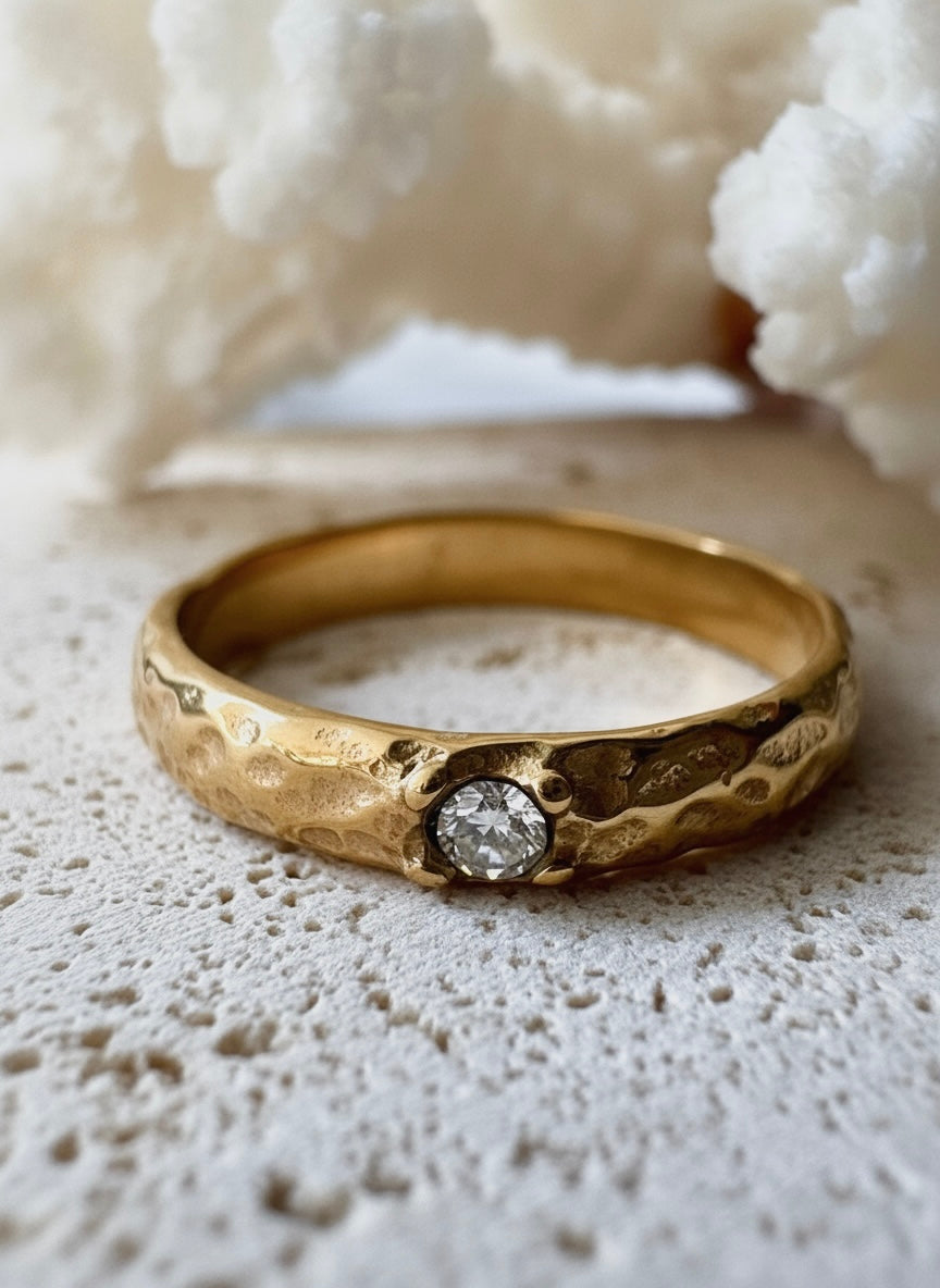 Mooncurrent Ring