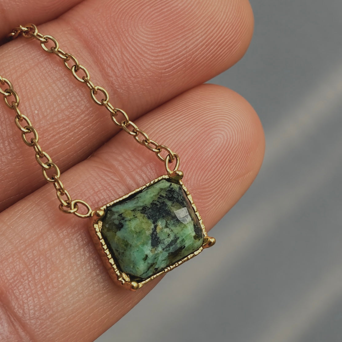 The Tidal Pendants