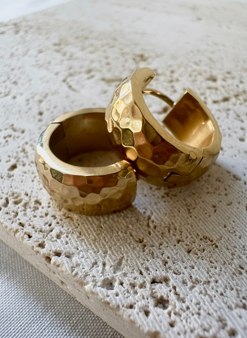 Golden Relic Huggies