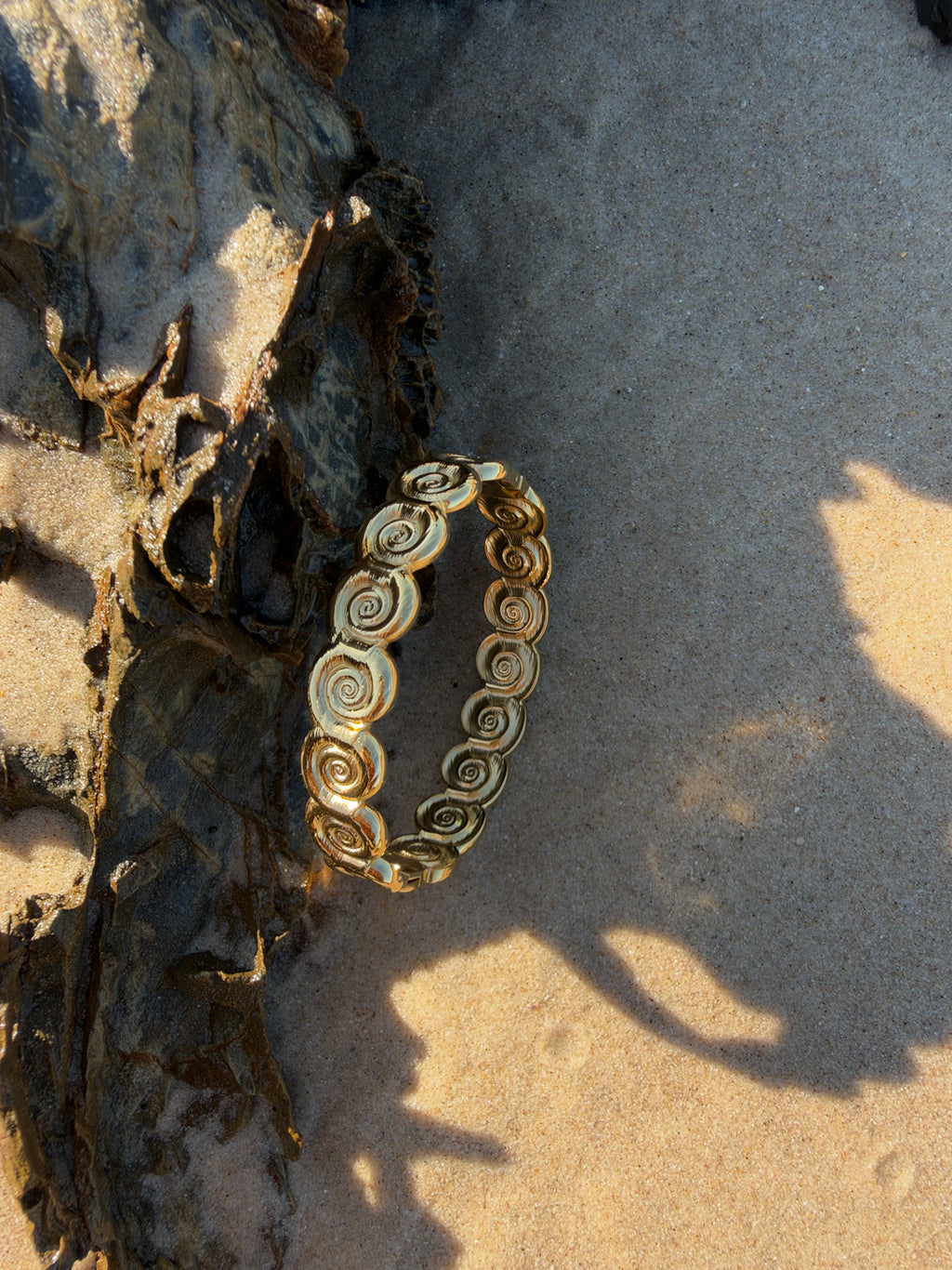 Sea Twirl Bangle